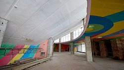 На челябинском цирке будут восстановлены скульптуры клоуна и эквилибриста