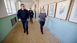 На челябинском цирке будут восстановлены скульптуры клоуна и эквилибриста