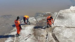 Спасатели ликвидировали угрозу подтопления поселка в Челябинской области