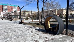 Пергола, качели, скамейки: как выглядит обновленный сквер у ДК «Станкомаш» в Челябинске