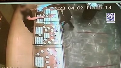 В Челябинске парень ограбил ломбард