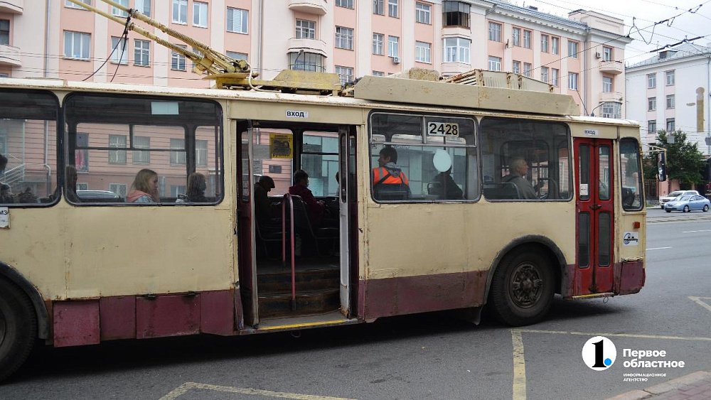 В Челябинске на выходные изменит маршрут троллейбус № 19
