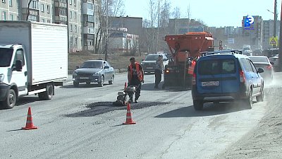 В Миассе ремонтируют дороги