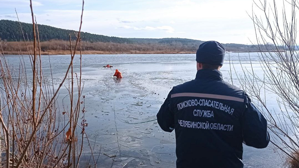 В Челябинской области трое рыбаков погибли, провалившись под лед