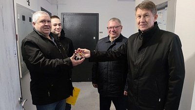 В Бакале жители аварийных домов начали переселяться в новостройки