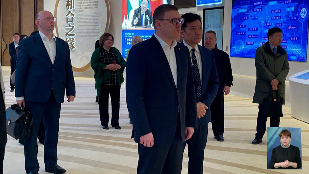 Алексей Текслер работает в Циндао