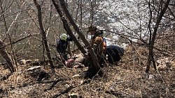 На Южном Урале спасатели эвакуировали с реки рыбака с инфарктом