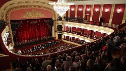 Сотрудникам Театра оперы и балета имени М. И. Глинки в Челябинске вручили гранты