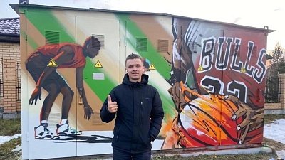 Художники украсят первый двор в Челябинске в рамках конкурса «Привет, сосед!»