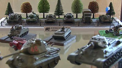 В Миассе проходит выставка военного моделирования 
