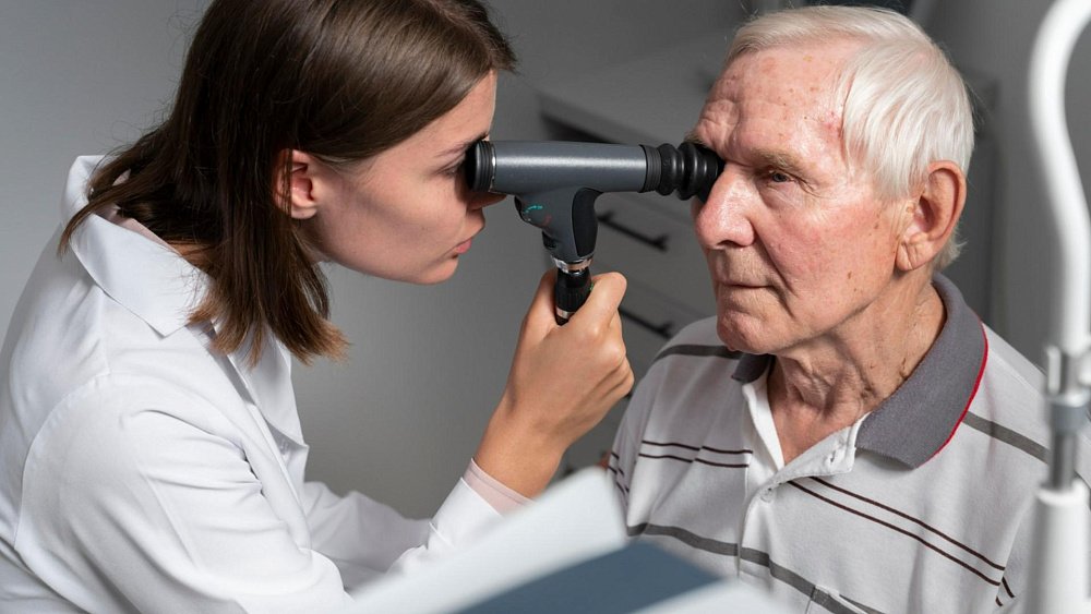 Вероятность деменции можно определить по глазам