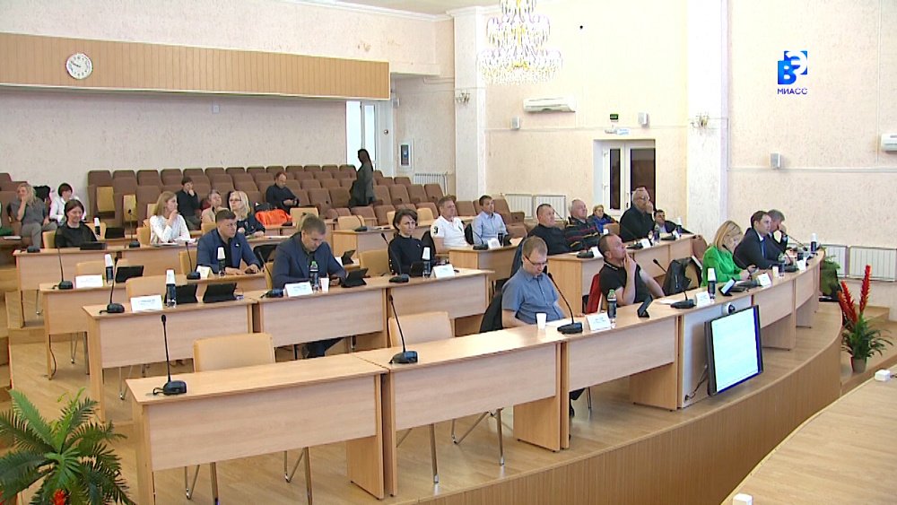 Депутаты обсуждают проект новой сети городского транспорта