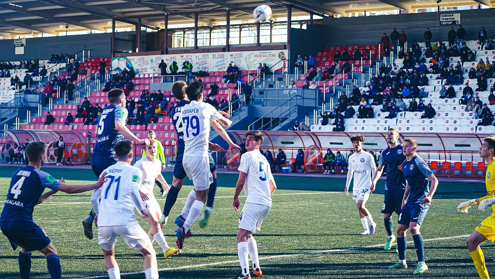 Футбольный клуб «Челябинск» устроил пасхальный разгром «Оренбургу‑2»