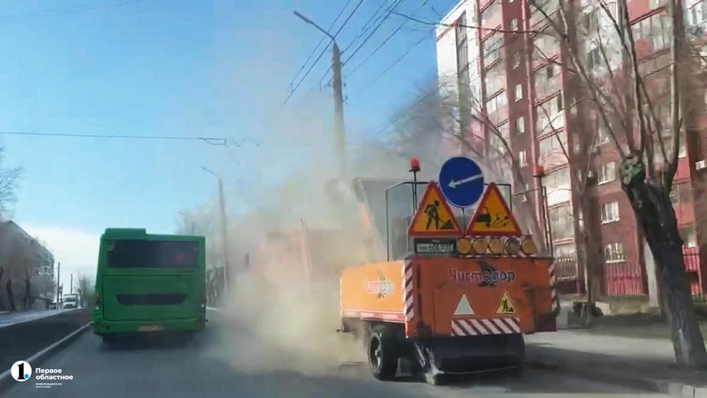 Глава Челябинска отчитала подрядчиков за некачественную очистку дорог