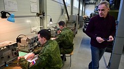 В военно-учебном центре при ЮУрГУ рассказали, почему офицеры-«пиджаки» не хуже кадровых военных