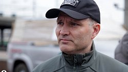 Из Челябинска в зону СВО отправился поезд с автомобилями для бойцов