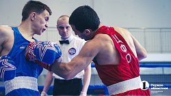 Челябинские боксеры с побед стартовали на Всероссийском турнире «Кубок Танкограда»