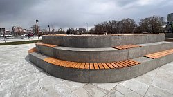 В Челябинске у «Юности» открыли новый амфитеатр