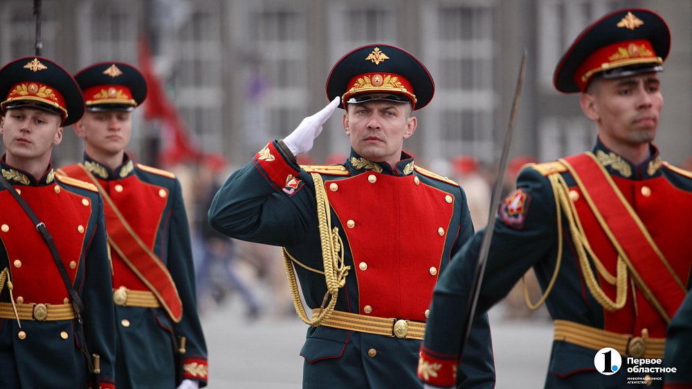 В Челябинске провели первую репетицию построения войск на 9 Мая