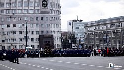 В Челябинске провели первую репетицию построения войск на 9 Мая