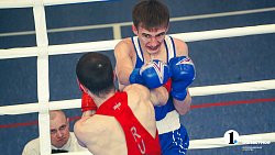 Семь челябинских боксеров победами завершили свои поединки на Кубке Танкограда