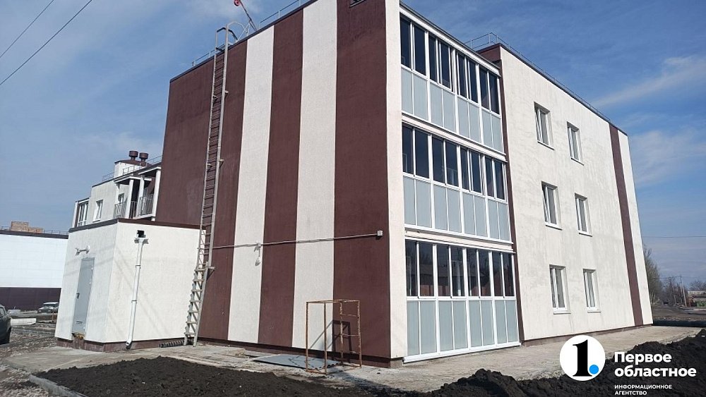 Глава правительства ДНР оценил работу челябинских строителей в Волновахе