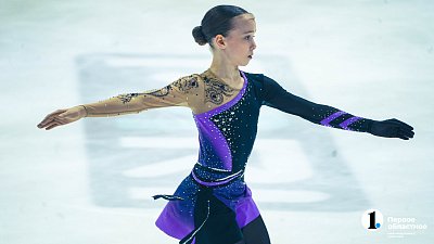 На соревнованиях в Челябинске зрители нашли копию фигуристки Камилы Валиевой