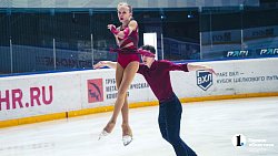 На соревнованиях в Челябинске зрители нашли копию фигуристки Камилы Валиевой