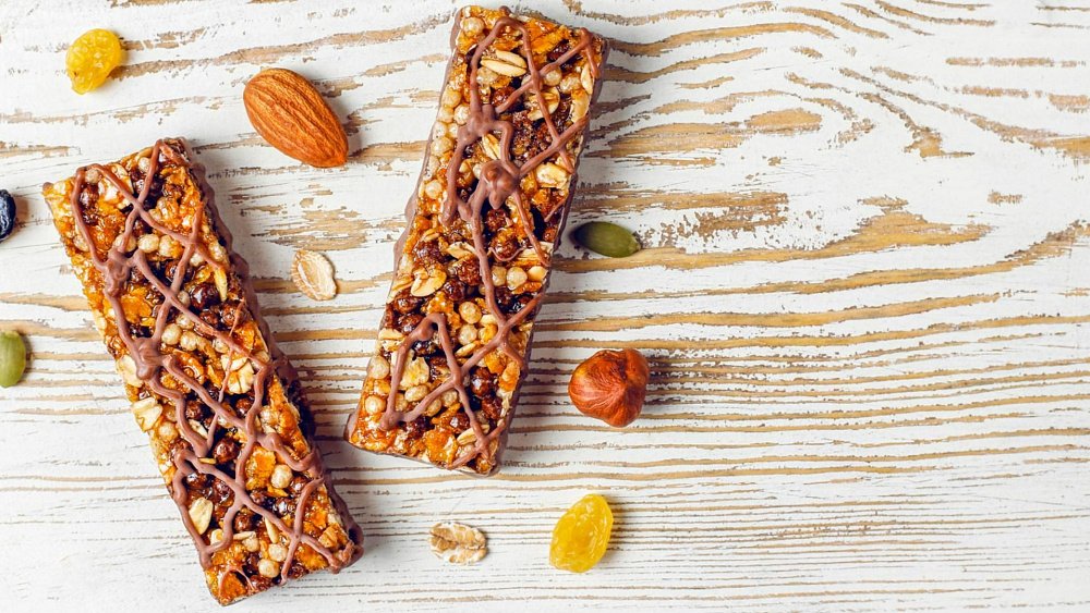 Протеиновые батончики являются не лучшим перекусом