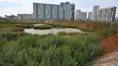 В Челябинске укрепят берег Миасса рядом со строящимся футбольным манежем