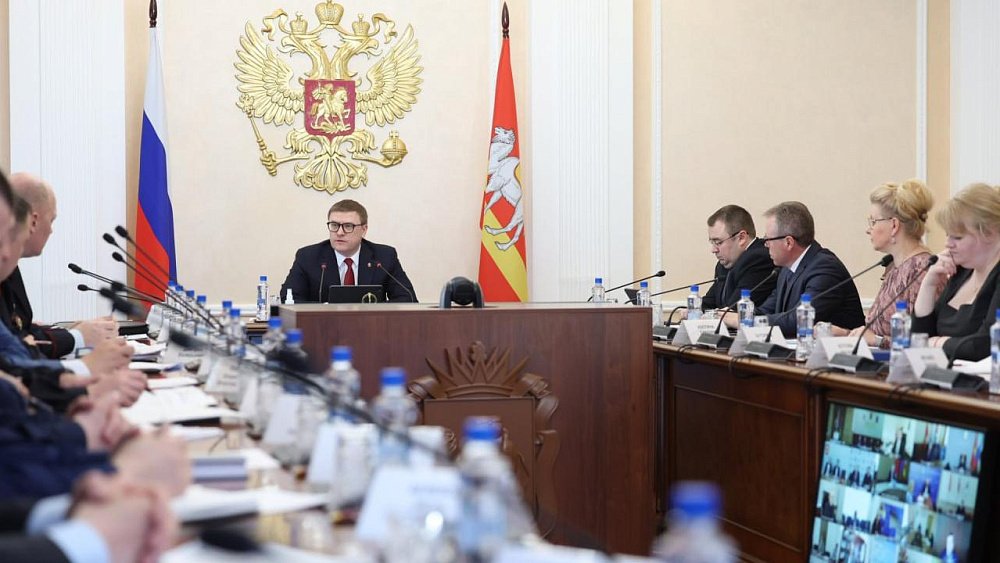 Алексей Текслер поручил вовлечь больше южноуральцев в проведение Дня Победы