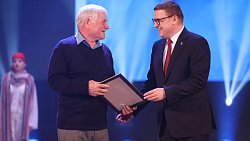 Алексей Текслер поздравил с юбилеем коллектив Челябинского металлургического комбината