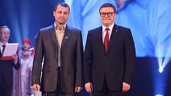 Алексей Текслер поздравил с юбилеем коллектив Челябинского металлургического комбината