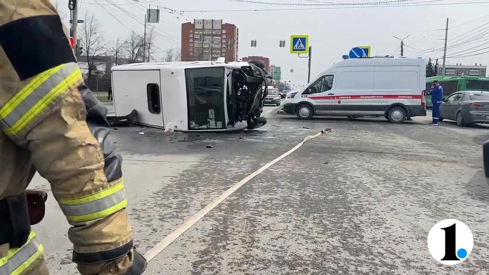 Прокуратура поставила на контроль проверку по факту ДТП с маршруткой в Челябинске