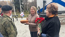 Участники автопробега «Дорога к Победе» увезли из Челябинска посылку с гумпомощью военнослужащим