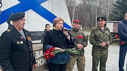 Участники автопробега «Дорога к Победе» увезли из Челябинска посылку с гумпомощью военнослужащим