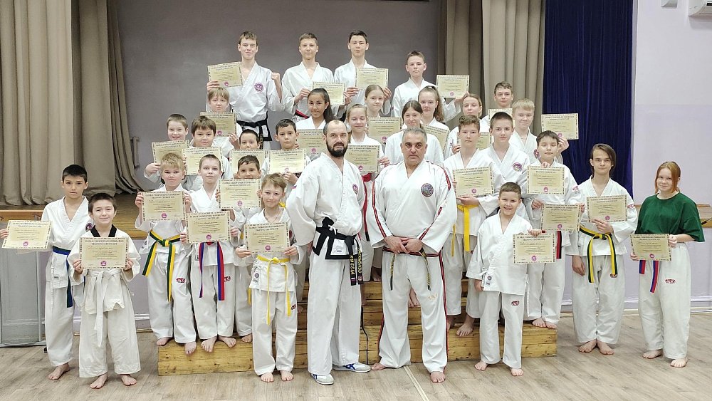 Юным челябинским спортсменам дал мастер‑класс обладатель 7‑го дана по тхэквондо