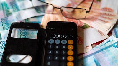 ФНС требует 825 млн рублей с компании челябинского депутата