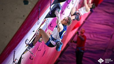 Елена Красовская из Миасса вернула себе титул сильнейшей скалолазки России