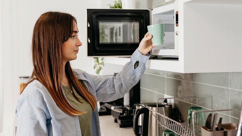 Нужно ли бояться флюорографии и микроволновки из‑за радиации