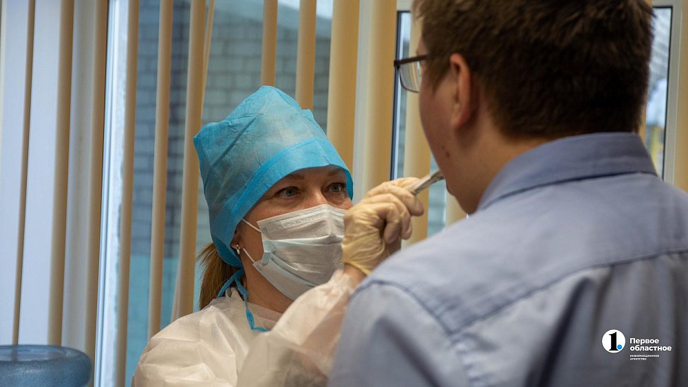 Медработники Челябинской области получают новые региональные выплаты