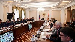 Алексей Текслер обсудил с силовиками вопросы безопасности на майских праздниках