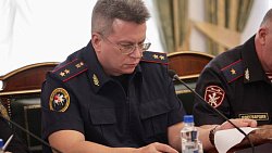 Алексей Текслер обсудил с силовиками вопросы безопасности на майских праздниках