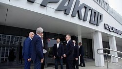 Вячеслав Фетисов оценил академию хоккея «Трактор» в Челябинске