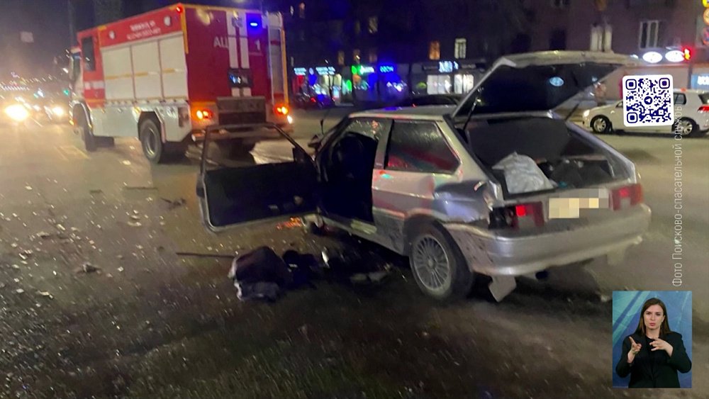 В ДТП в центре Челябинска пострадали 4 человека