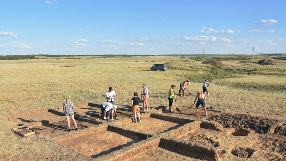 В мае и июне на Аркаиме будут проводить бесплатные экскурсии