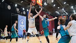 Баскетболисты «Челбаскета» одержали победу в первом матче «Финала четырех» в Челябинске