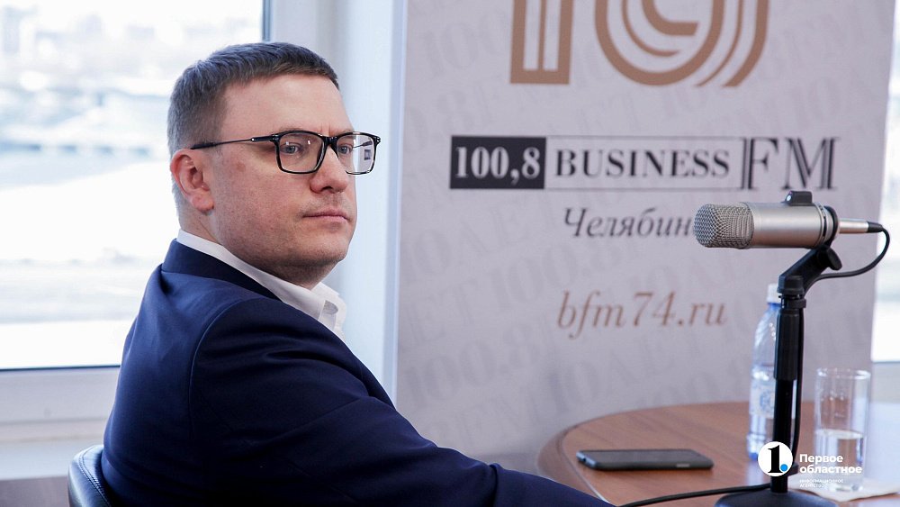 Алексей Текслер поздравил работников отраслей связи с Днем радио