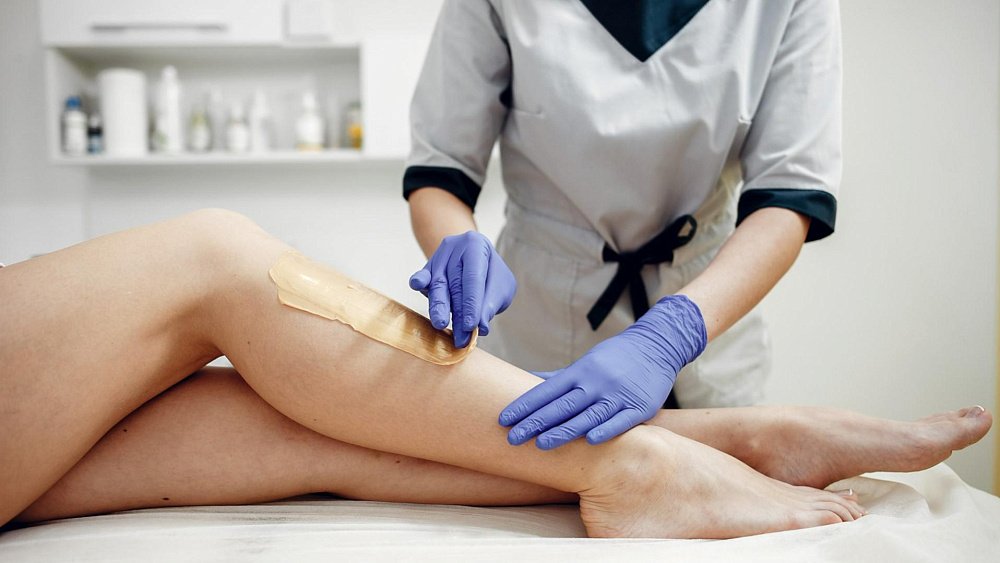 Как удалять вросшие волосы