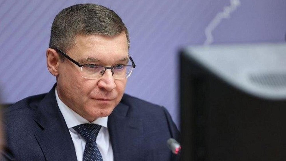 Полпред президента Владимир Якушев обсудил подготовку к празднованию Дня Победы на Урале